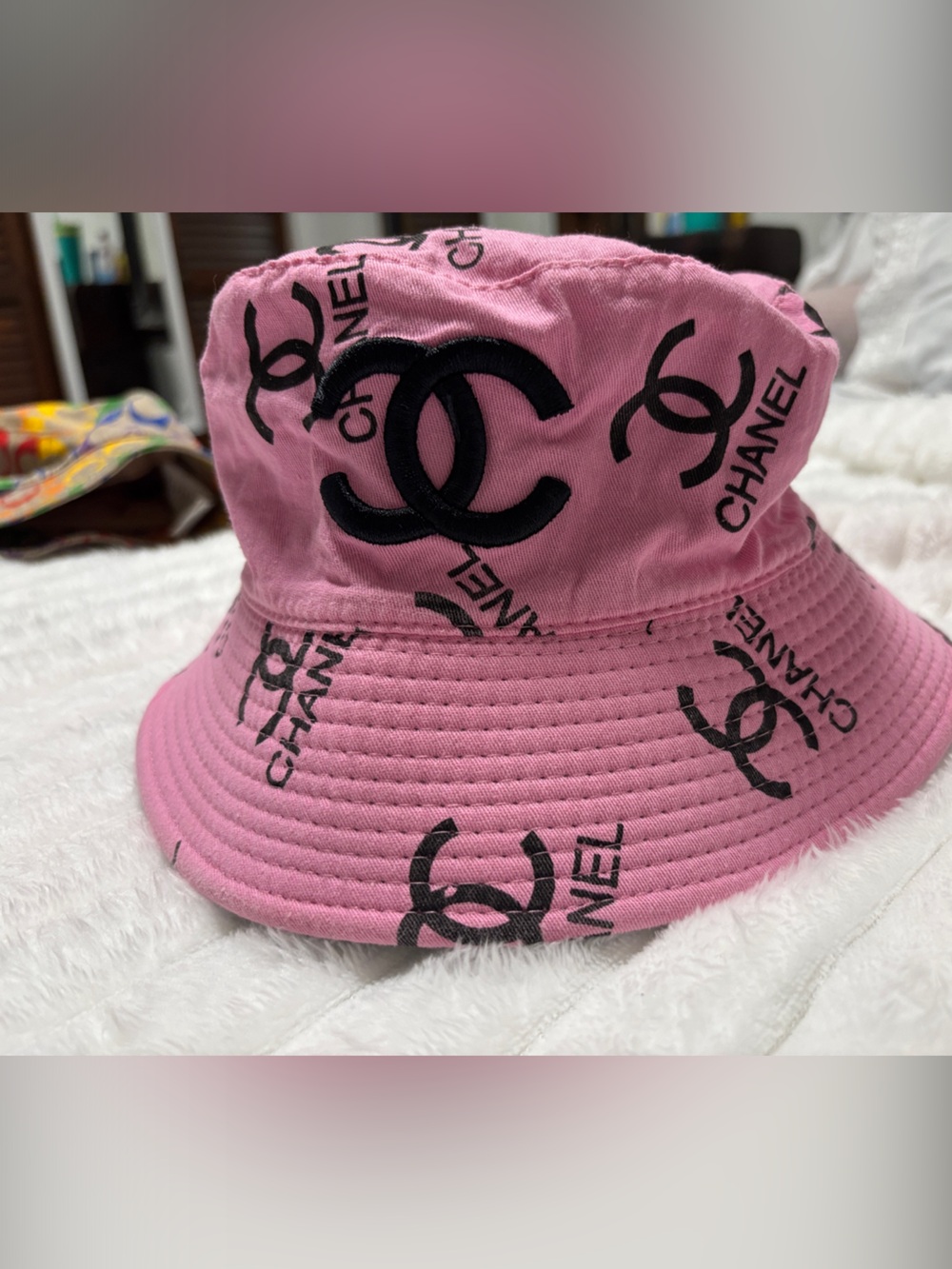CHANEL Pink Bucket Hat with Black Logo Print - Kids Accessories